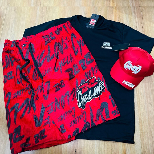 Kit Red Bermuda Da Cyclone Veludo+ Camiseta Top E Boné