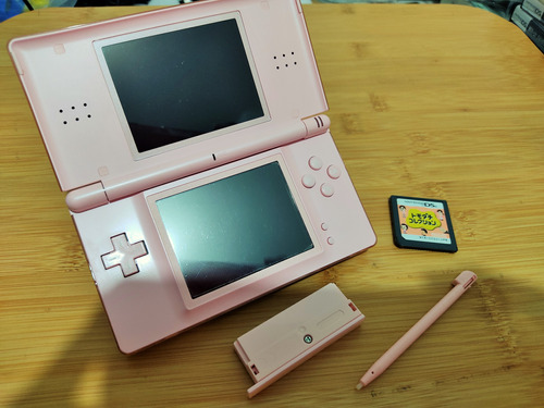 Consola Nintendo Ds Lite Rosa + Juego Ds