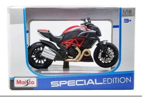 Ducati Diavel Maisto 1/18 Motocicleta Rojo/ Negro