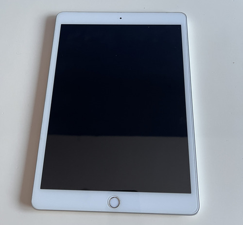 iPad 10.2 Wi-fi 32gb 7° Generación Plateado