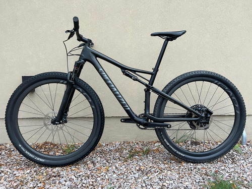 Bicicleta Specialized Epic Comp Carbon