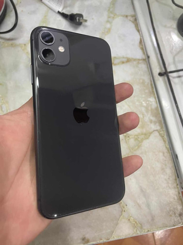 iPhone 11