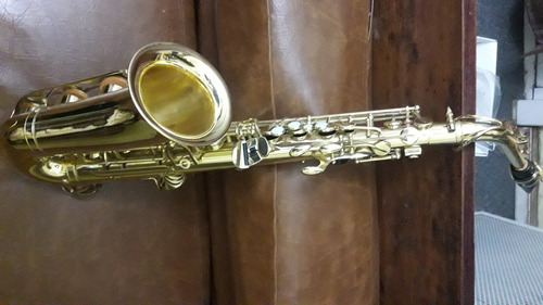 Saxo Alto Yamaha 52  Laca 100%