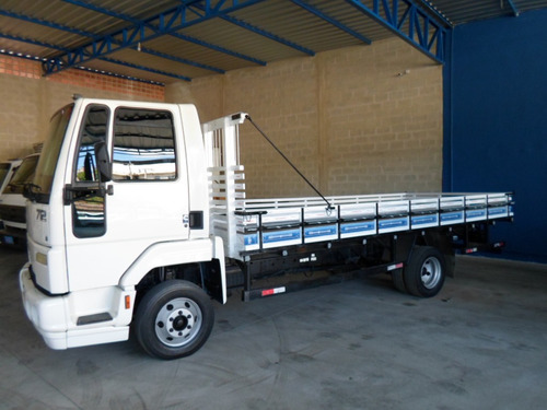 FORD CARGO 712 CARROCERIA