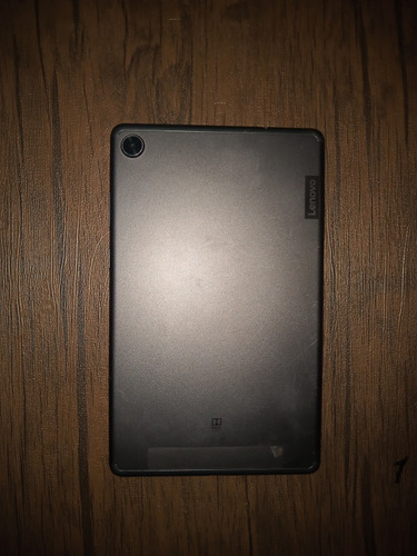 Tablet Lenovo M8 