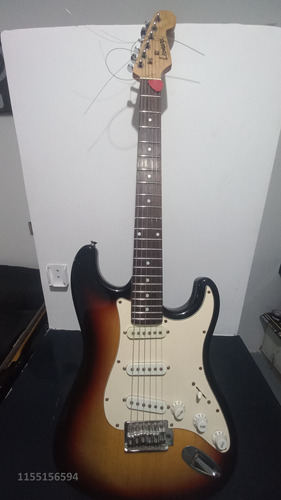 Guitarra Eléctrica Leonard Stratocaster Sunburst + Amp 5w