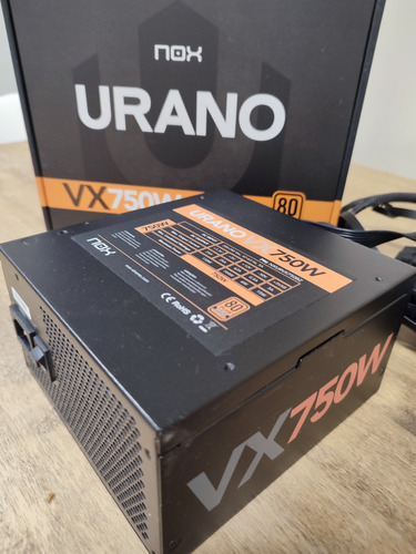 Fuente 750w Marca Urano Vx750w. - 80plus Bronze