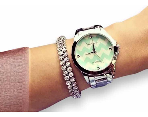 Reloj Plateado Casual Elegante Dama Moderno Moda Inoxidable