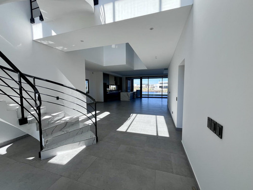 Casa En Venta, Puertos, Barrio Costas, Lote Al 100 - Imagen 4
