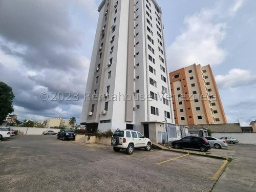Marianny Gonzalez, Amplio Apartamento En Venta Zona Este Barquisimeto - Imagen 4
