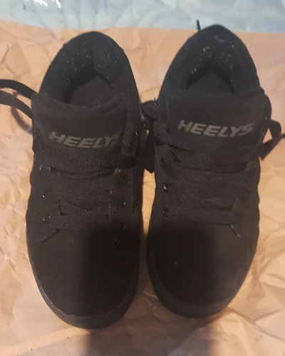 Zapatillas Negras Heelys N° 34 Usadas