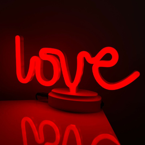 Luminária Love - Enfeite Luminoso Abajur Led Neon Decoração Cúpula Vermelho Estrutura Branco 110v/220v