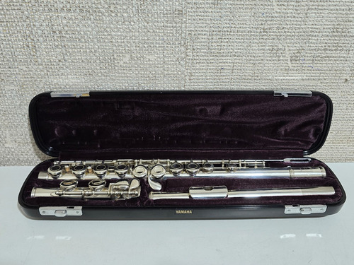 Flauta Yamaha Yfl 211s Ii Prata Japão Usada Ref: 826