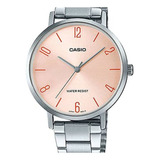 Reloj Mujer Casio Ltp-vt01d-4b2 Plateado Análogo Fondo Rosa