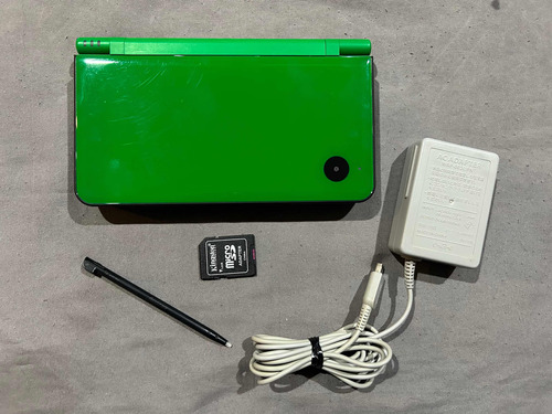 Nintendo Dsi Xl Green Y 32gb Con Muchos Juegos