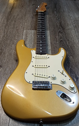 Squier Stratocaster Japón '92 Aztec Gold (fender, Mij)