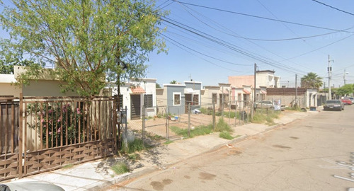 Gds Excelente Remate De Casa En Recuperacion En Hacienda Los Portales, Mexicali, Baja California