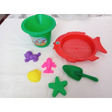 Set Balde Con Pala Zaranda Y 4 Moldes Para Playa Kit Niños