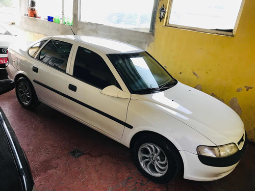 CHEVROLET VECTRA 1999 2.2 GLS 4P