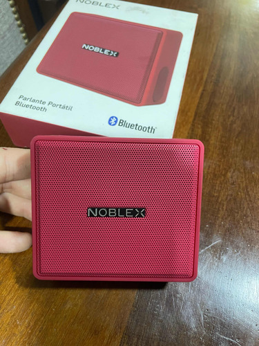 Parlante Noblex Bluetooth Con Caja