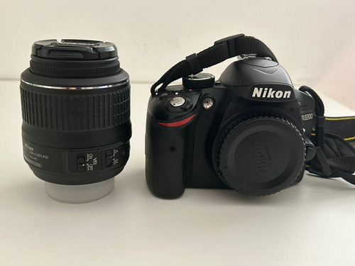  Nikon Kit D3200 + Lente 18-55mm Vr Dslr Cor Preto