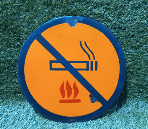 Antiguo Cartel Enlozado Prohibido Fumar