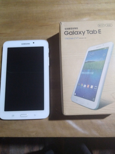 Tablets Samsung Galaxy Tab E