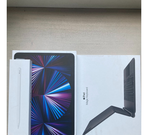 iPad Pro 11'' 3ra Generacion M2 + Teclado + Apple Pencil