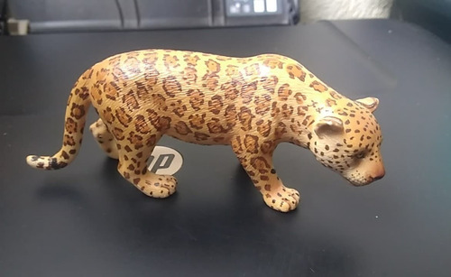 2006 Schleich Intimidating Prowling Leopard Figure 11 Cms