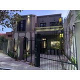 Casa En Venta En Temperley En Barrio Inglés 