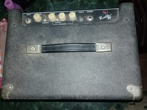 Anplificador Fender Rumble 25