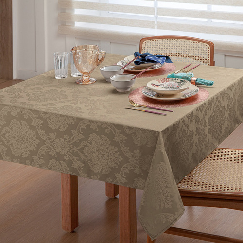 Toalha De Mesa Posta Chique Em Jacquard 4 Lugares 1,40x1,40