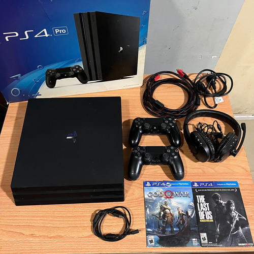 Consola Playstation 4 Ps4 Pro 1tb Cuh-7015b 2 Joystick 2 Jue