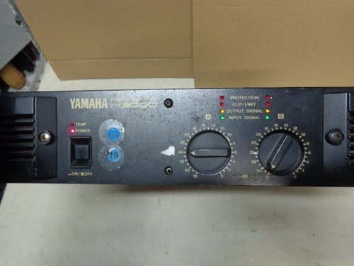 Amplificador Yamaha H3000