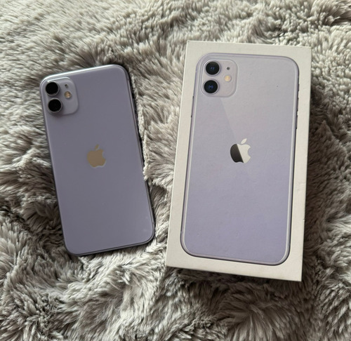 Apple iPhone 11 (128 Gb) - Morado