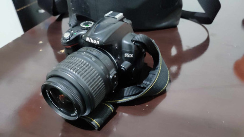  Nikon D5000 Dslr + Objetivas 18-55mm, Macro 70-300m + Extra