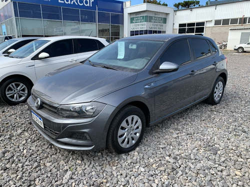 Volkswagen Polo 1.6 L/18 Trendline 5 P