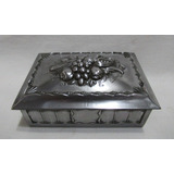 Antigua Caja Alhajero Metal Plateado Frutos En Relieve