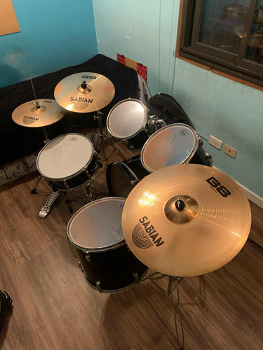 Batería Pearl Target Con Platillos Sabian B8