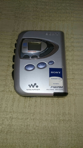 Walkman Sony Para Repuestos (no Funciona Para Cassettes)