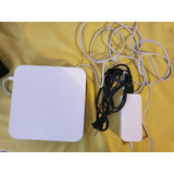 Router Apple A1143