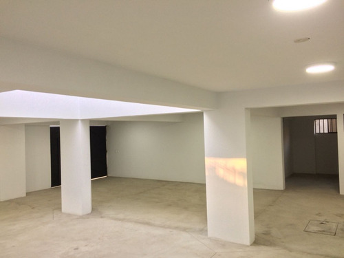 Se Alquila Local Para Oficina - Deposito O Almacen - Imagen 2