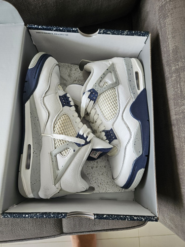 Jordan 4 Reto Midnight Navy