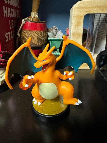 Amiibo Charizard