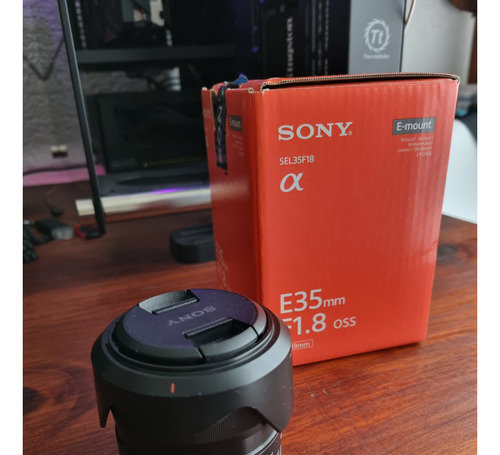 Sony Fe 35 Mm F/1.8 Lens Montura E