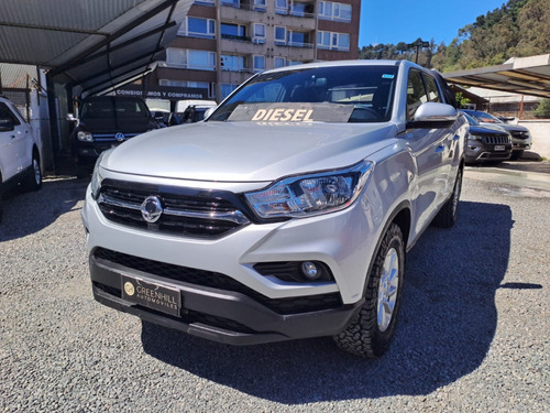 Ssangyong Grand Musso  2.2 4x4 Diesel