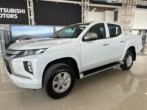 Mitsubishi L200 Glx 4x4 Euro Vi 2024 Villavicencio