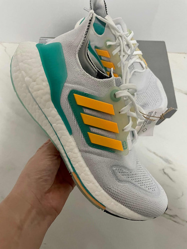 Tênis Ultraboost 22 Feminino Tamanho 37 E 38