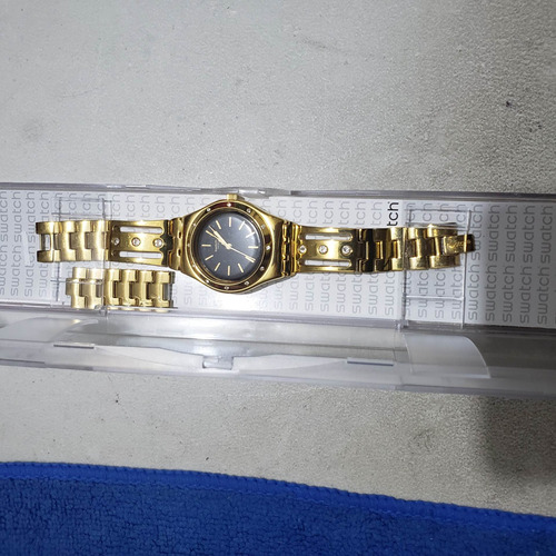 Reloj Swatch Irony Dorado Dama