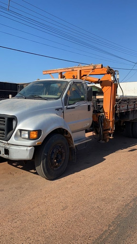 FORD F 14000 COM MUNCK 